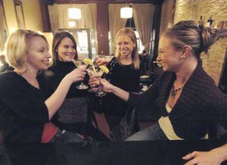 Manicures and Martinis docwinebar2.jpg