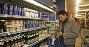 guybuyingliquor.jpg