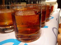 The Perfect Cube For Your Cocktail icecubeinglass.jpg