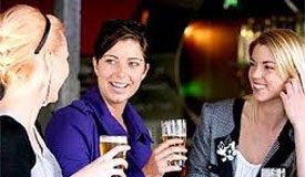 womendrinkingbeer.jpg