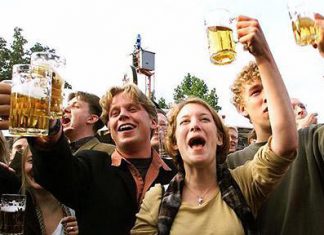A Refreshing Twist For Summer drinkingbeer.jpg