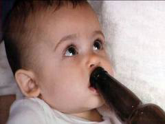 Applebee’s Retrains Staff After Drink Mix Up kiddrinking.jpg