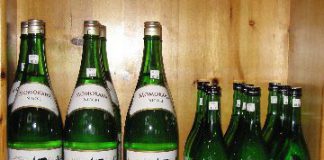 sakebottles1.jpg