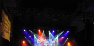 icelandairwaves.jpg