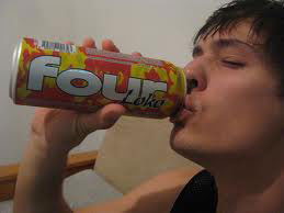 guydrinkingfourloko.jpg