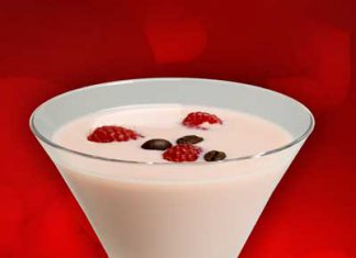 Hearty RumChata Recipes https://www.barbizmag.com/images/new/razz.jpg