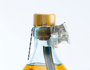 Diageo and Thinfilm Unveil Connected ‘Smart Bottle’ https://www.barbizmag.com/images/new/walkbottle2.jpg