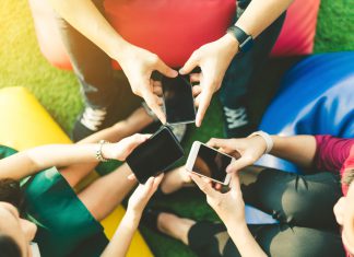 How To: Navigate Social Media Social Media