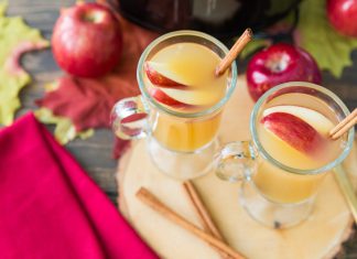 Slow Cooker Caramel Apple Cider