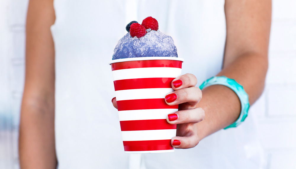 Van Gogh Vodka Boozy Berry Snow Cone Recipe 