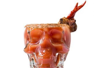 Crystal Head Vodka Smokin’ Head Caesar Crystal Head Vodka smokin' head caesar Cocktail Recip