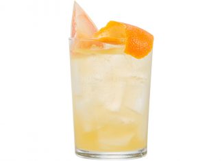 Monin’s Skinny Peach Squeeze Mocktail Monin Skinny Peach Squeeze Mocktail