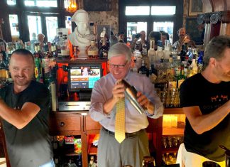 Breaking Bad Stars Launch Mezcal Dos Hombres Mezcal Aaron Paul Bryan Cranston