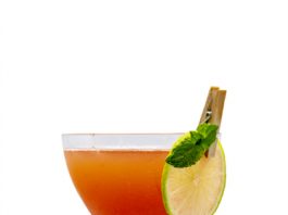 Monin Guayaba Fizz cocktail recipe