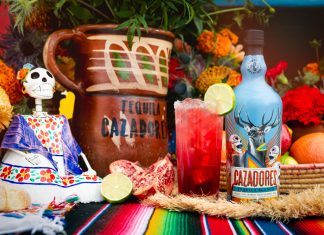 Pomegranate Paloma Tequila Cazadores Pomegranate Paloma cocktail recipe
