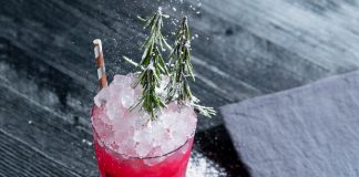 Beefeater Cranberry Bramble cocktail recipe