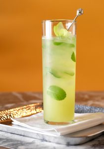 Peach & Ginger Mojito