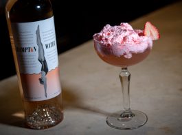 The Daisy Rosé Berry Merry cocktail recipe