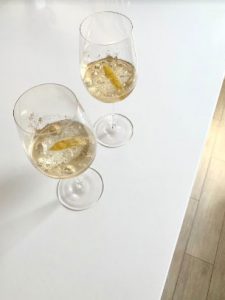 gilded st-germain spritz quarantine cocktail covid-19 cocktail