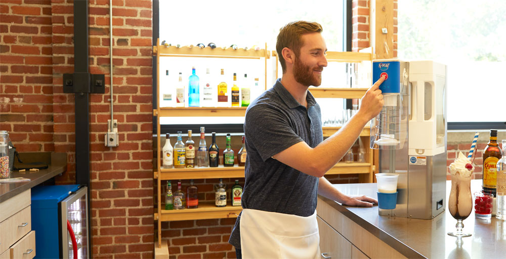 f'real foodservice blender blended drinks