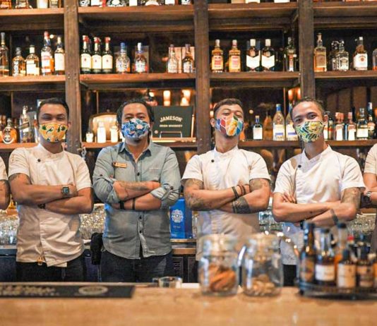 Cocktail Critters masks