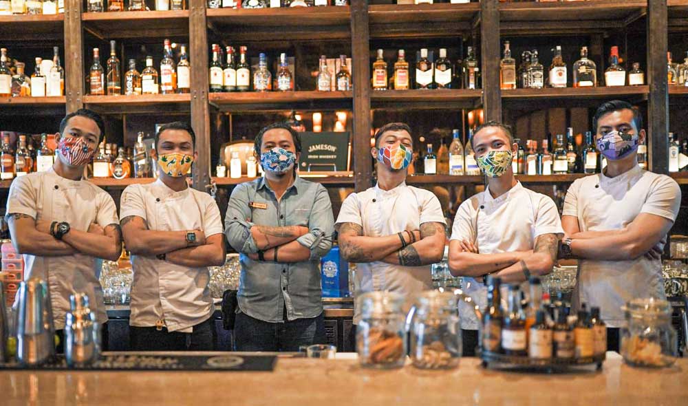 Cocktail Critters masks