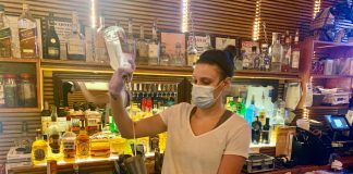 masked bartender proof of vaccination