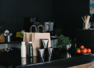 How To-Go Cocktails Are Changing the Hospitality Industry to-go cocktails