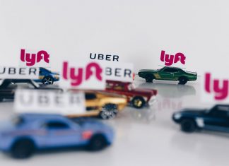How Ride Sharing Services Can Drive Bar Promotions lyft uber rideshare apps