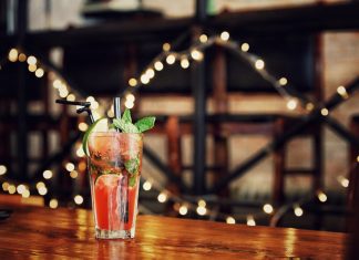 5 Festive Bar Marketing Ideas for the Holiday Season bar marketing holidays