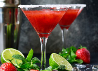 Beat the Heat with These Summer Cocktail Recipes summer cocktail