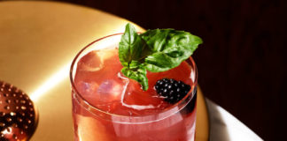 bourbon bramble labor day cocktail recipe