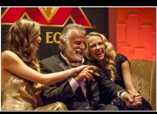 A Peek in at Dos Equis LA Masquerade