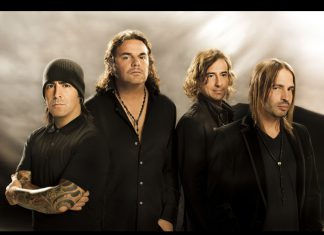 Chivas and Maná